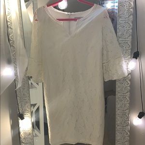 White Lace Bell Sleeved dress